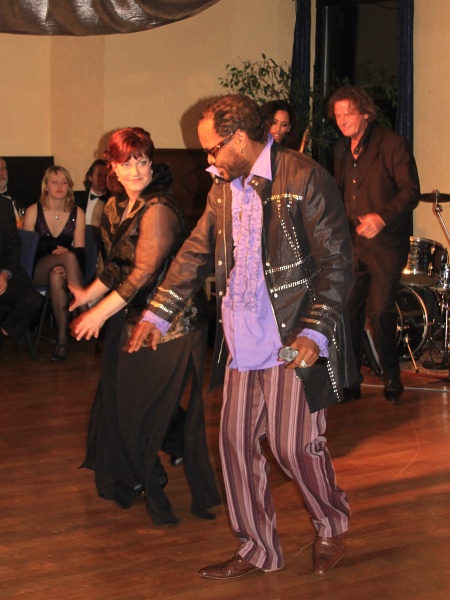 Weihnachtsball   086.jpg